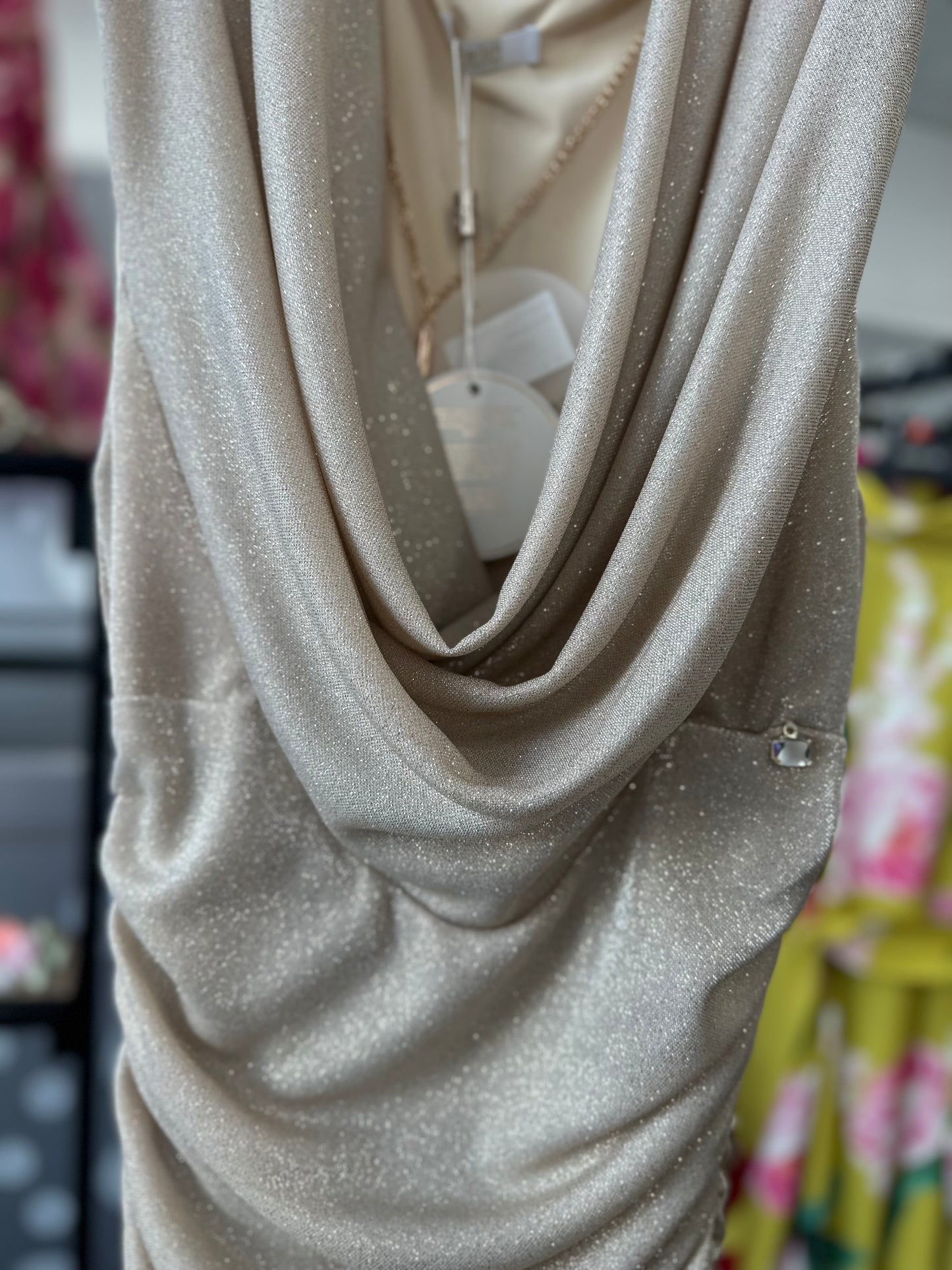 Abito corto drappeggio glitter oro