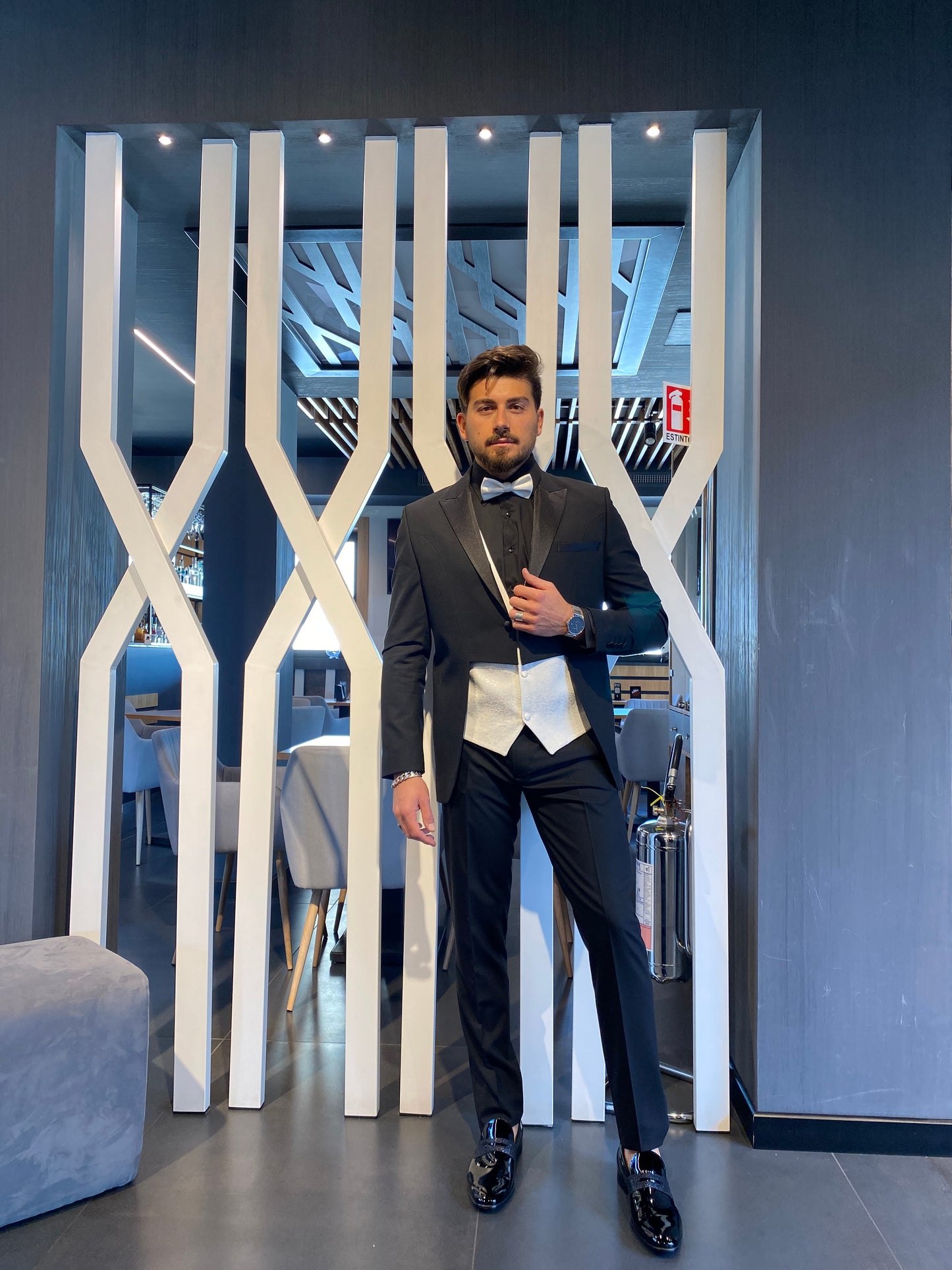 Abito uomo elegante