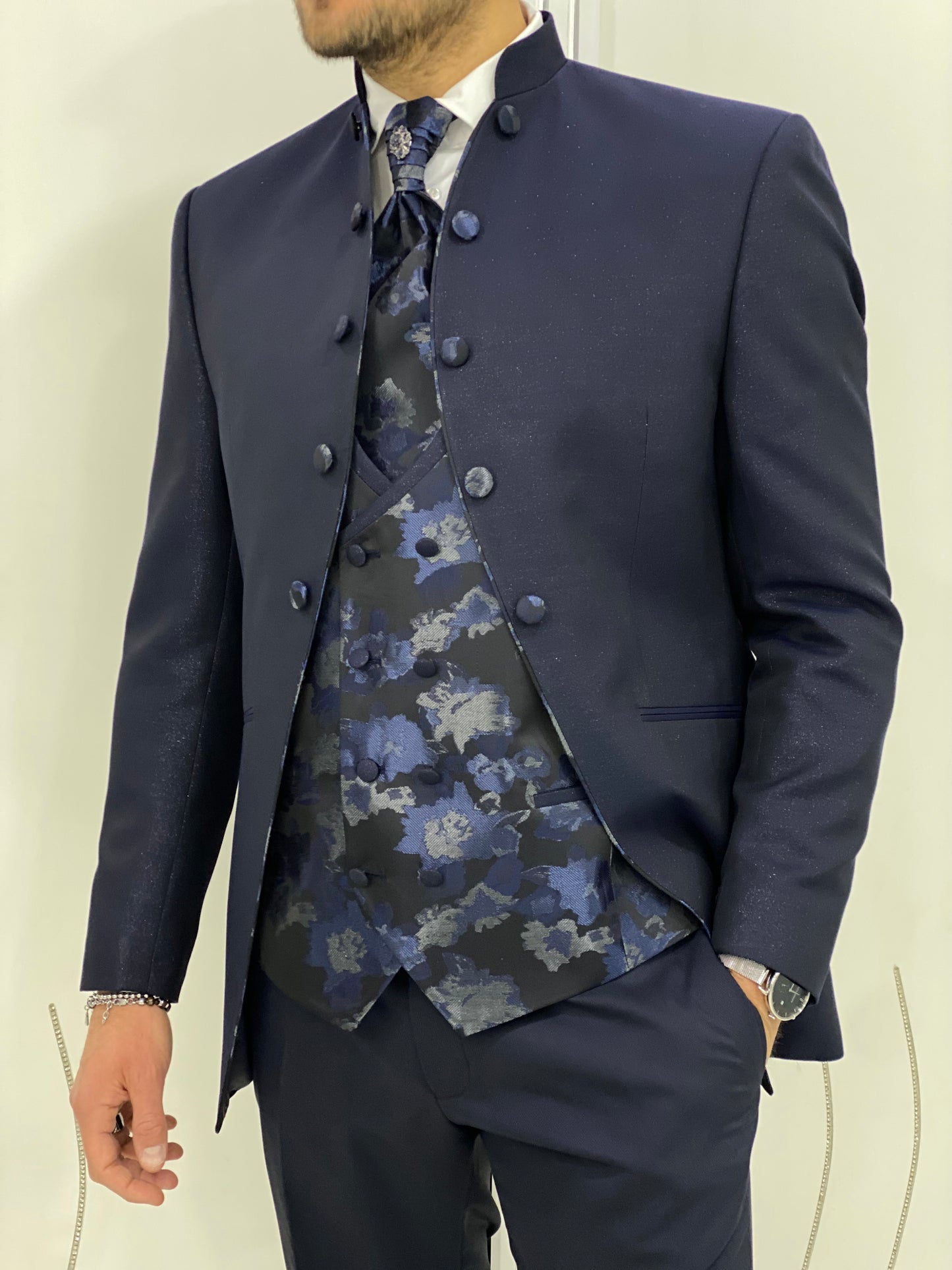 Abito uomo elegante