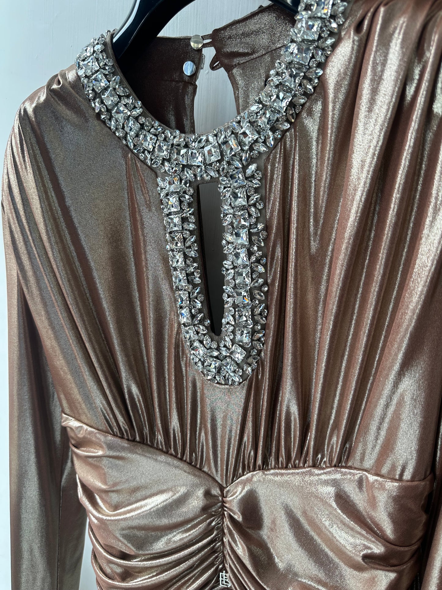 Abito lungo con strass bronzo