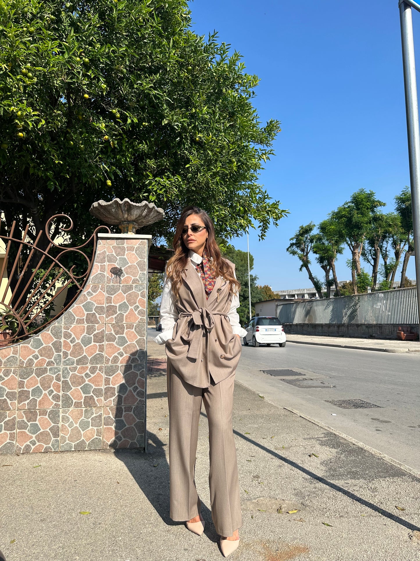 Smanicato marroncino