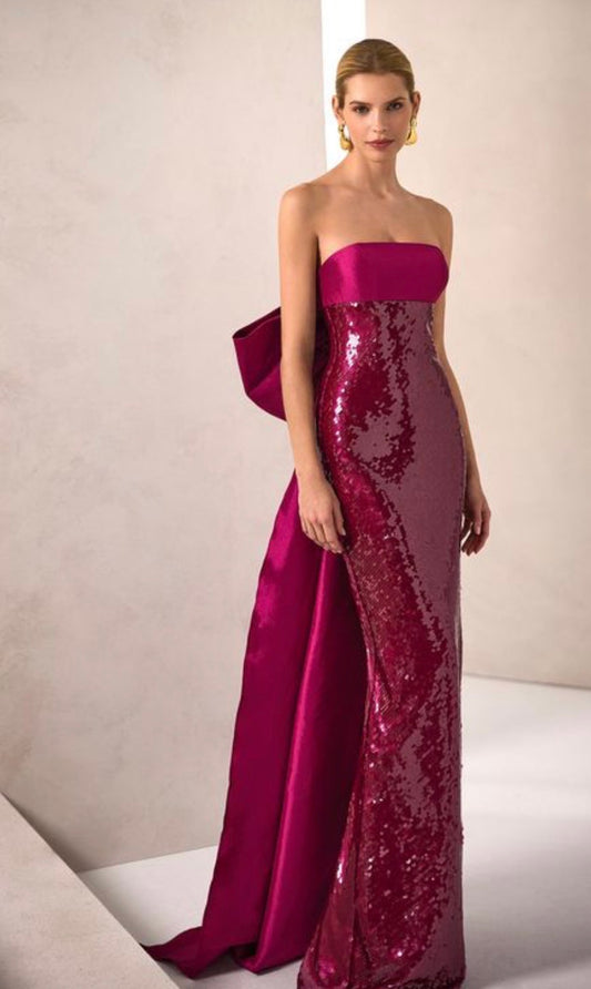 Abito lungo con fiocco