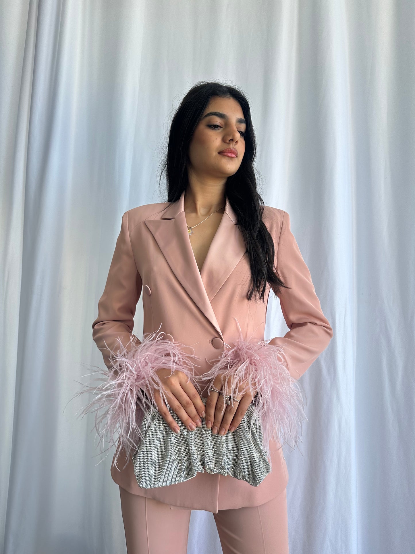 Tailleur con piume