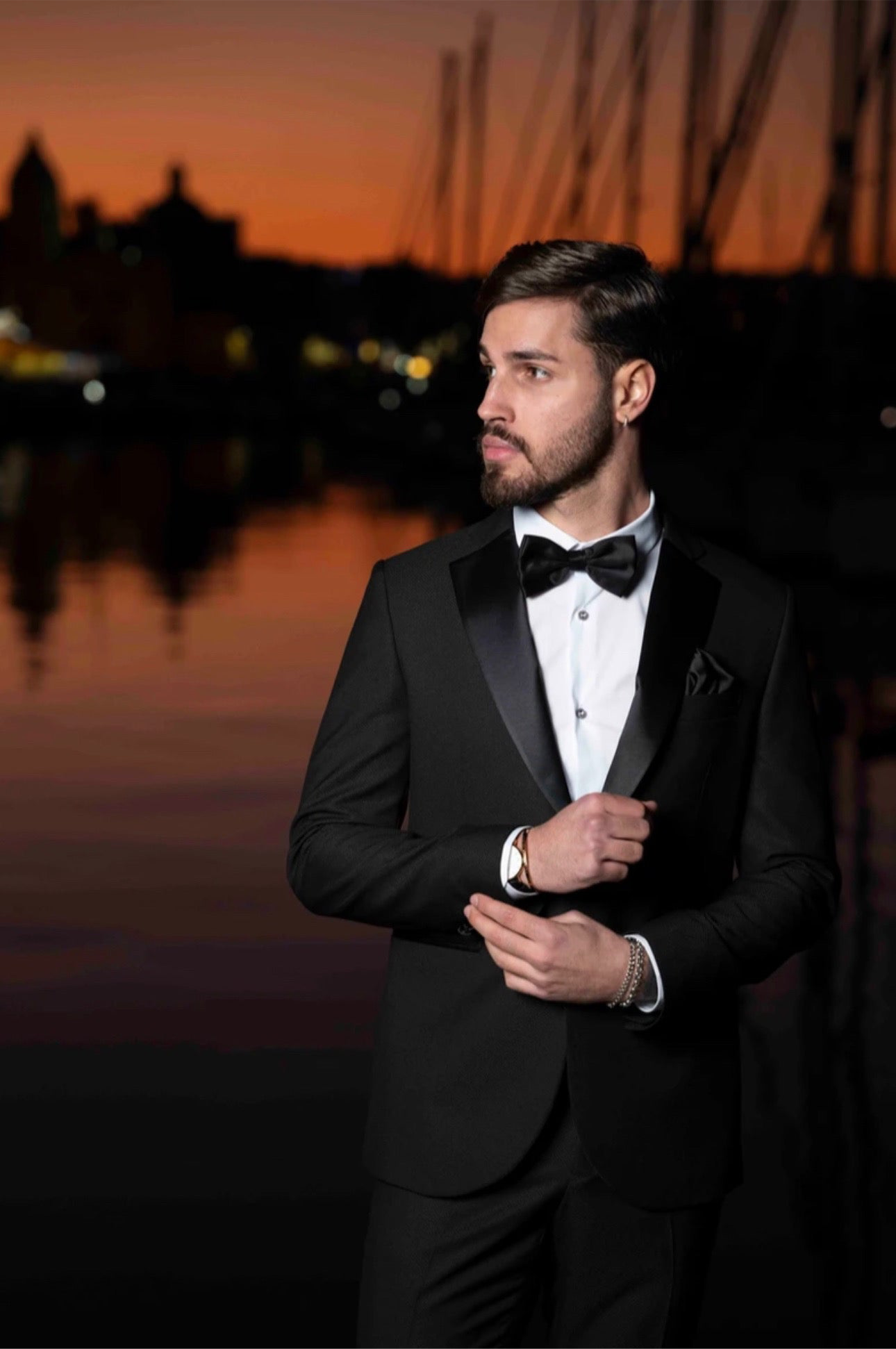 Smoking uomo nero.