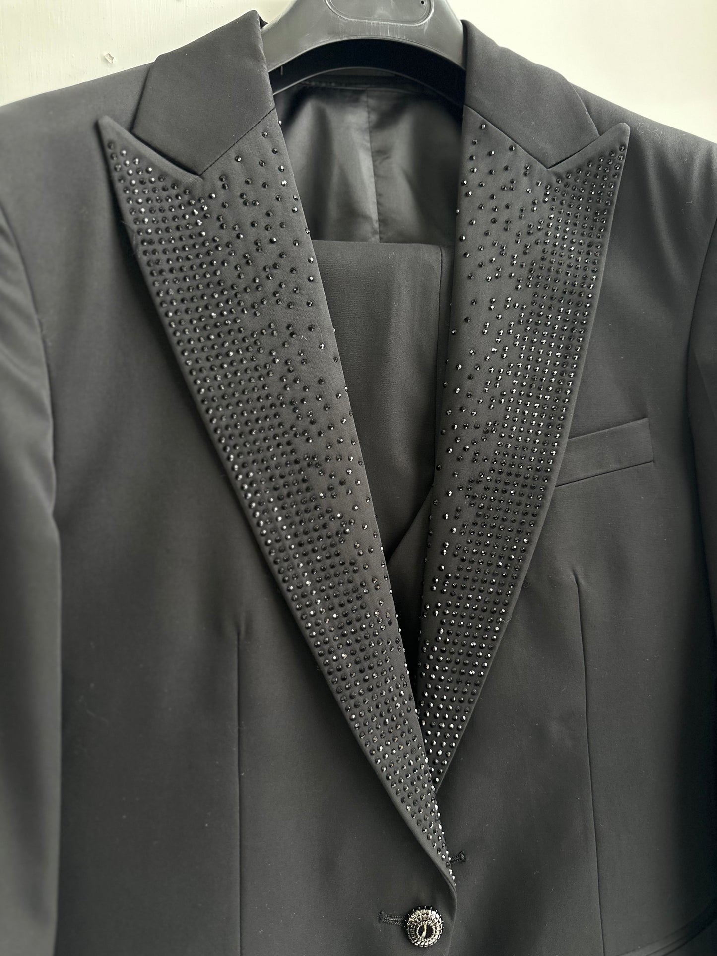 Smoking strass al collo