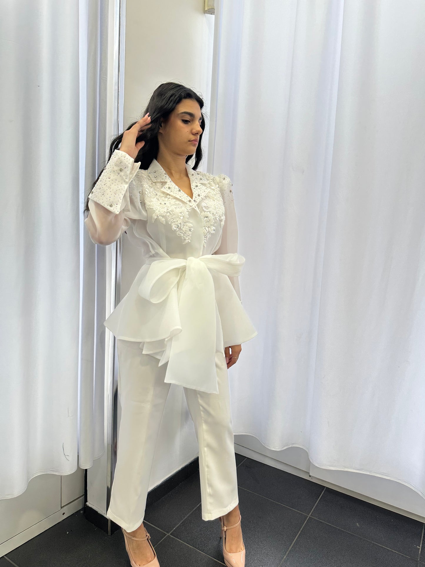 Tailleur bianco in pura organza